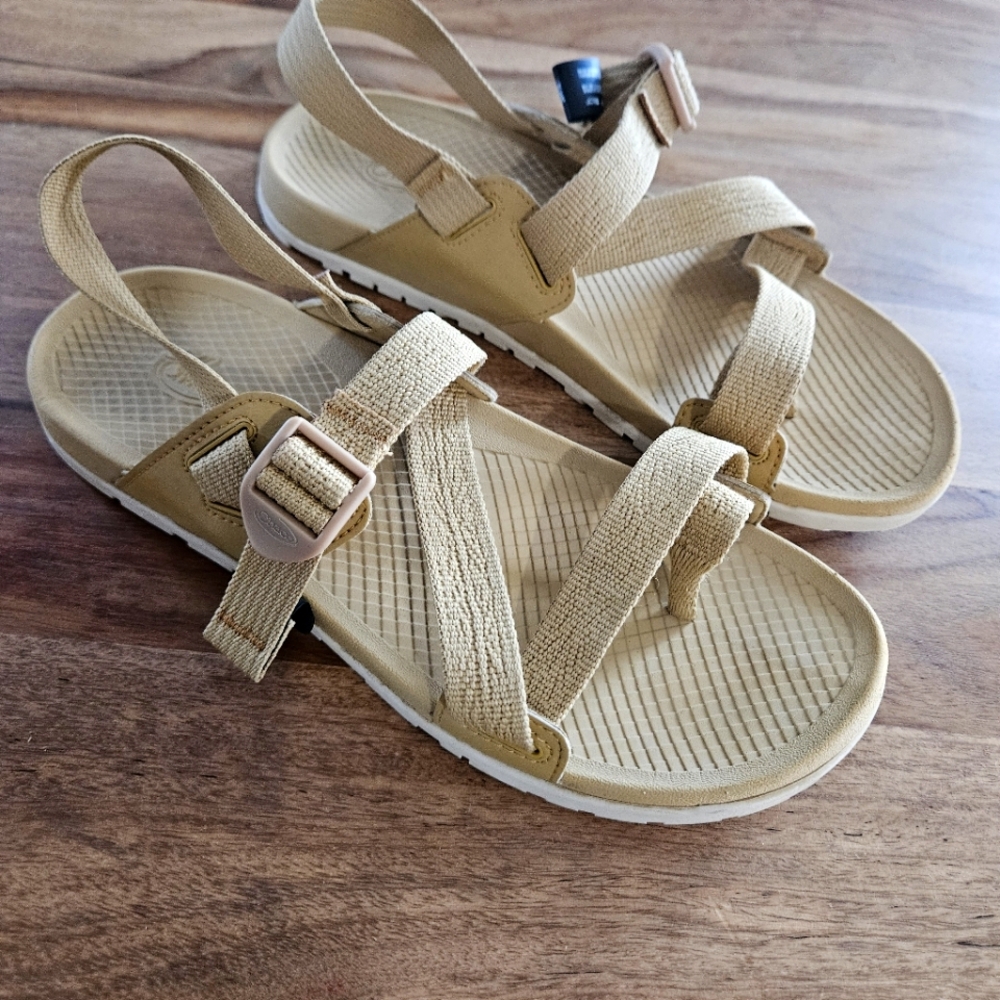 Chaco Women's Lowdown 2 Sandal Curry US Size 9